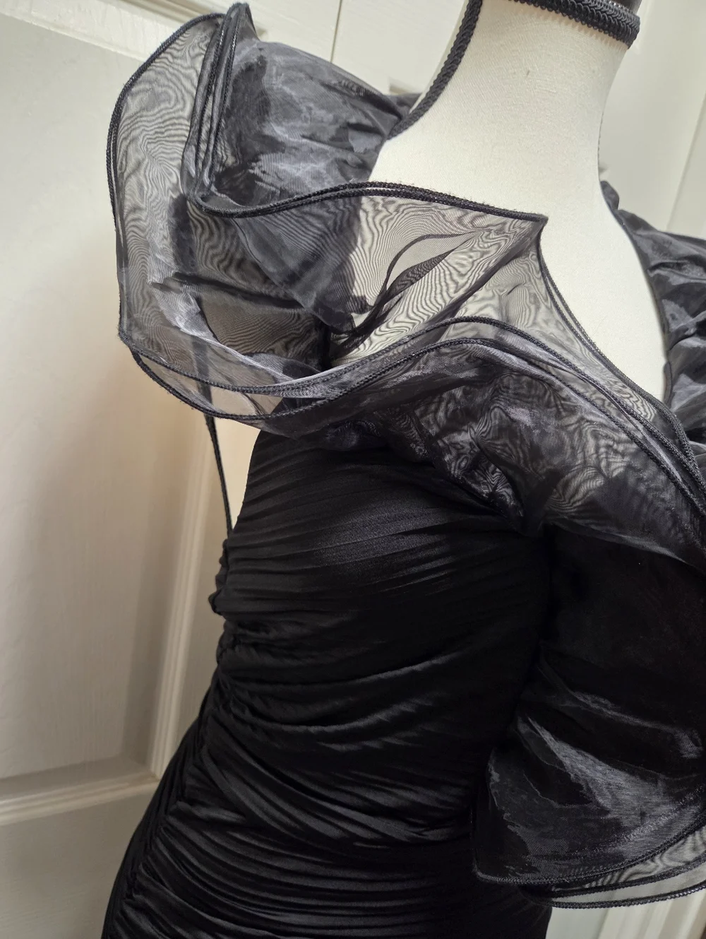 Statement Ruffled Organza Neck Backless Ruched Mini Dress - Picture 3 of 7